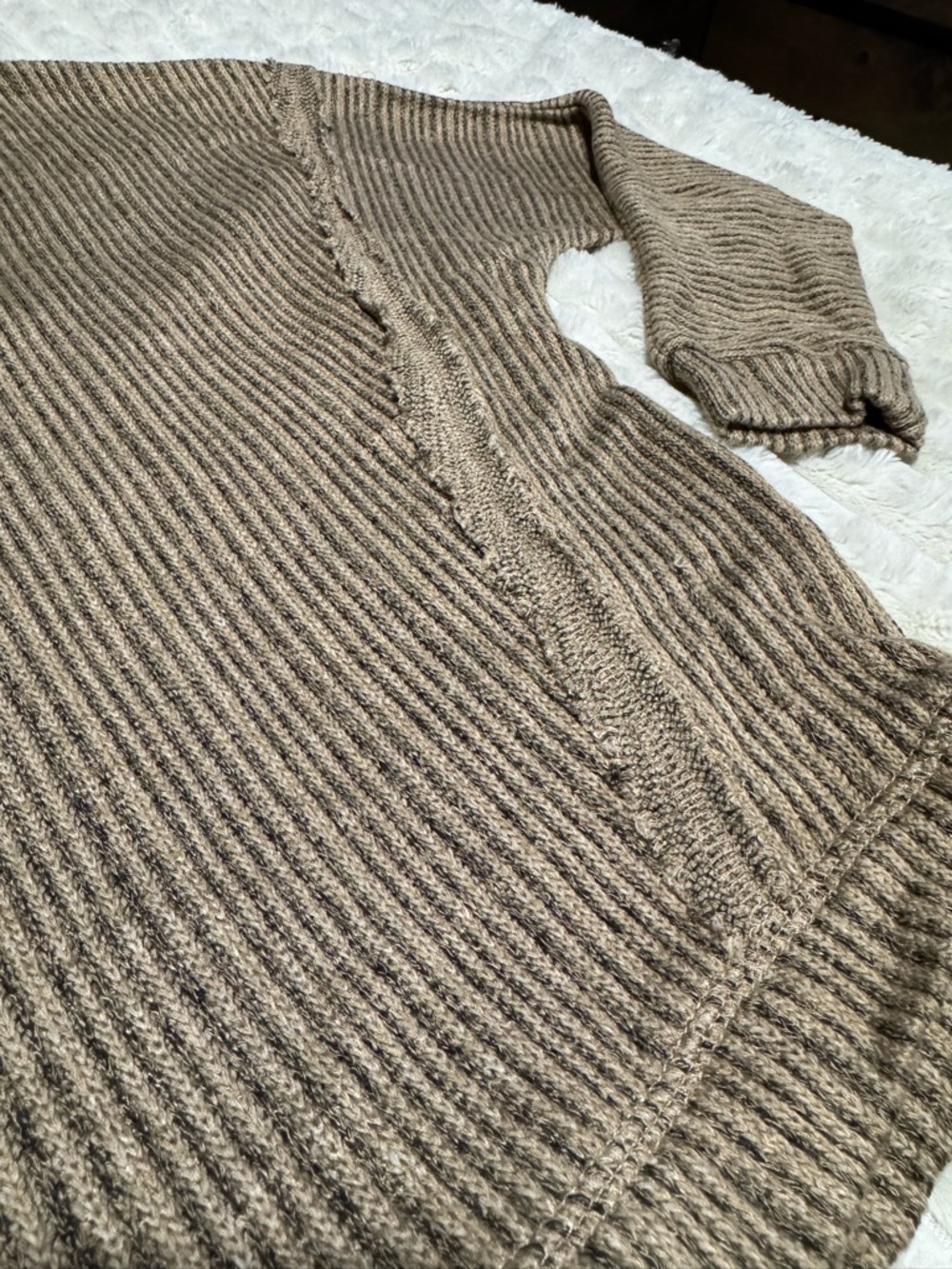 NWOT Eclipse Ribbed V-Neck Sweater in two-tone Brown - Picture 7 of 12